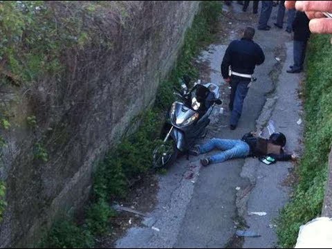 Napoli: vita, morte e miracoli - Il nuovo documentario imperdibile.